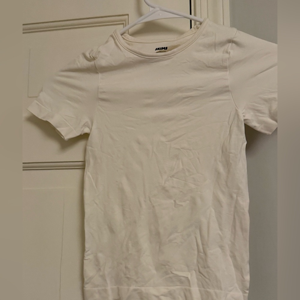 Skims butter soft white top